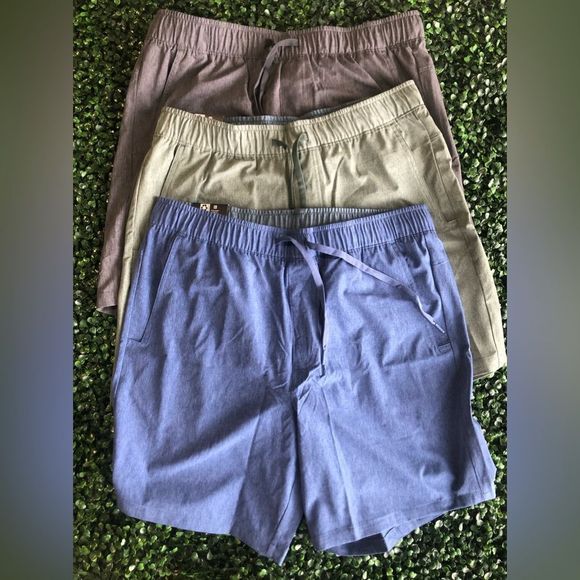 NWT 3 Pairs of Eddie Bauer Men’s Shorts : Size Large - Picture 3 of 8